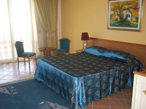 Grand Pameba Hotel Shkallnur Bagian luar foto